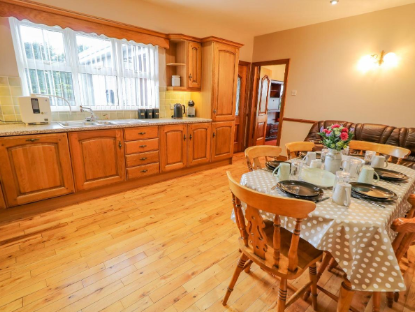 Braeside Farm House 14